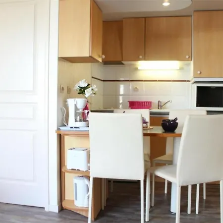 Apartament Appartement La Rochelle, 2 Pieces, 4 Personnes - Fr-1-246-114 *